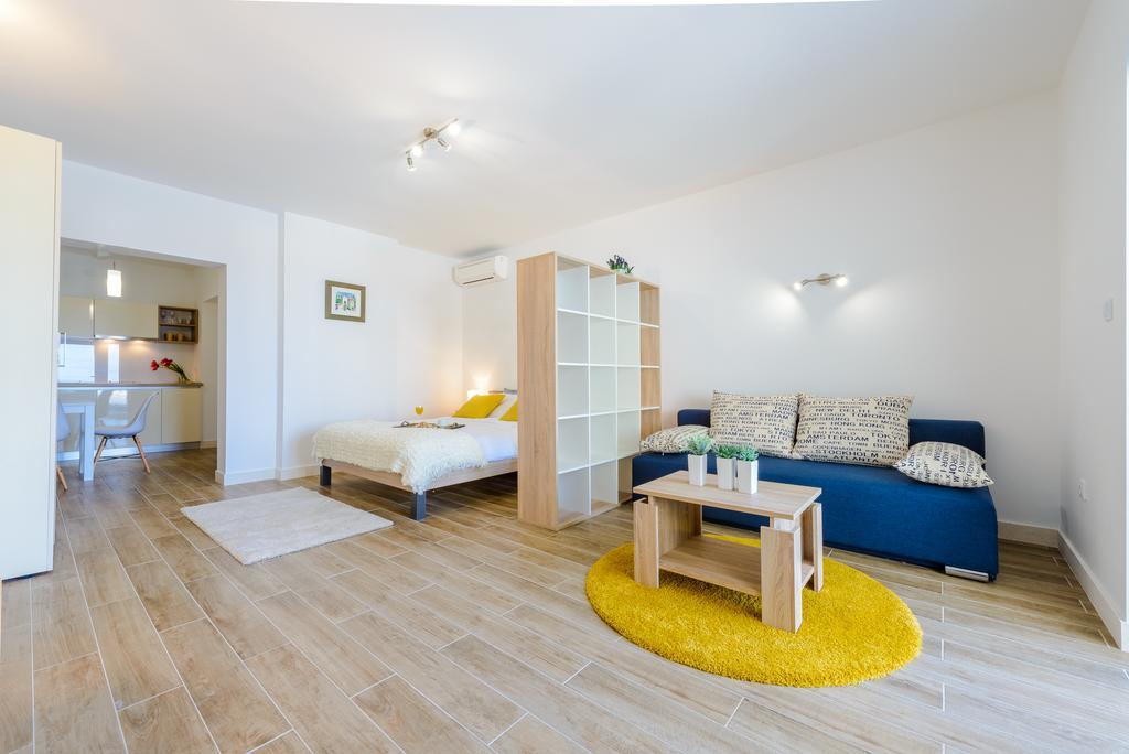 Tandem Apartments With Swimming Pool Cavtat Exterior photo
