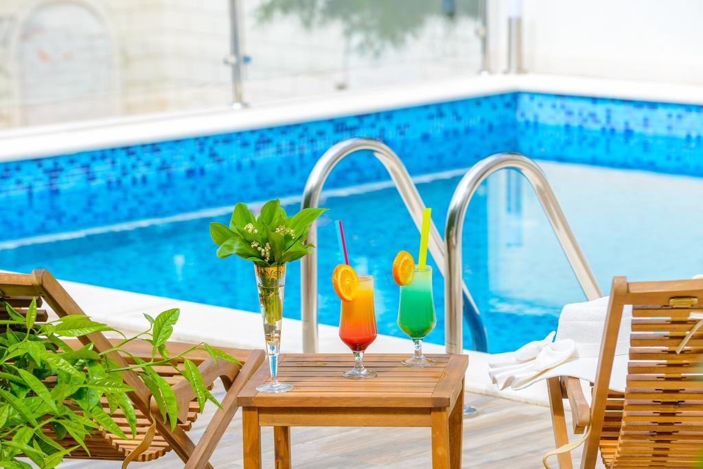 Tandem Apartments With Swimming Pool Cavtat Exterior photo